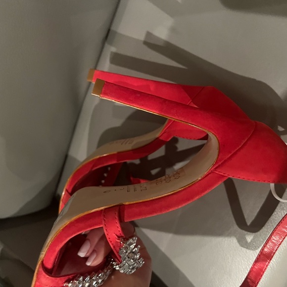 NWOB Schutz Linsey Red Sandals size 7 - Picture 3 of 4